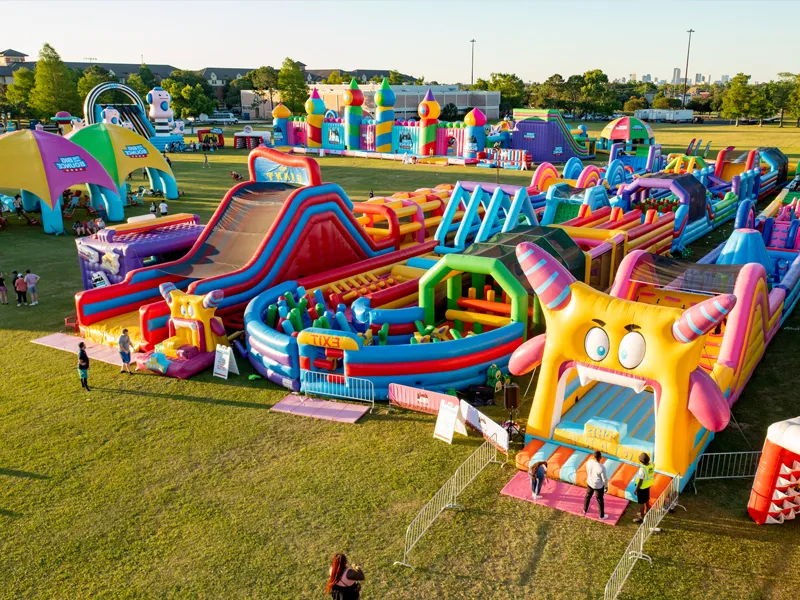 ஊதப்பட்ட அரண்மனைகளுக்கான தார்ப்பாய் பொருட்கள் என்ன?